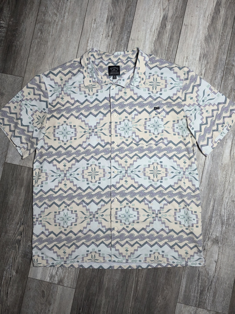 Billabong Adventure Div. Men's Surftrek Geometric Tribal Button-down Shirt Sz XL